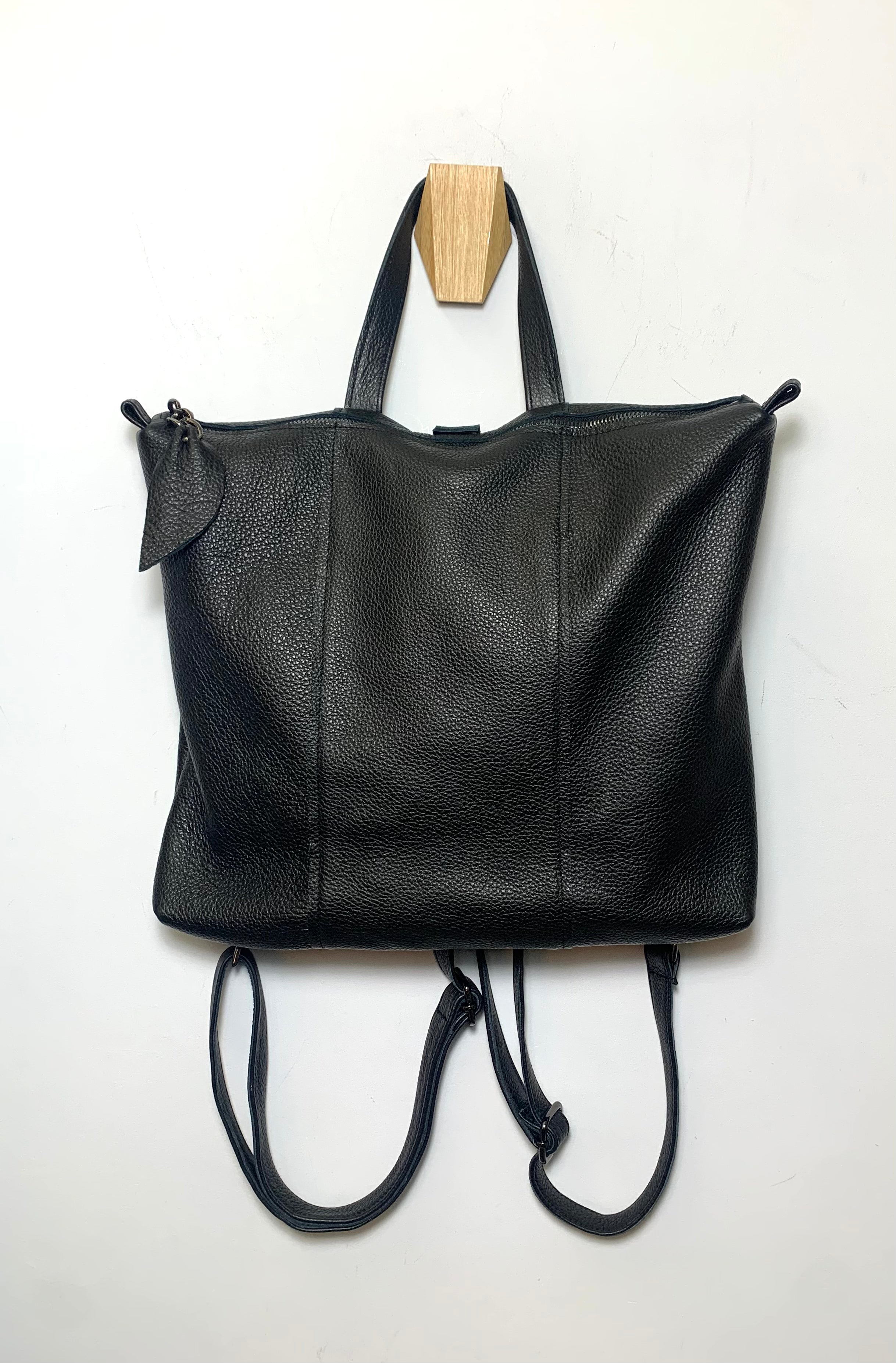 The Midi backpack