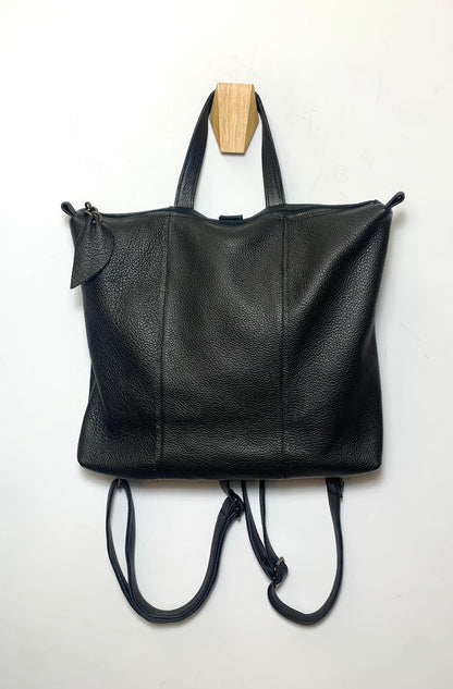 The Midi backpack