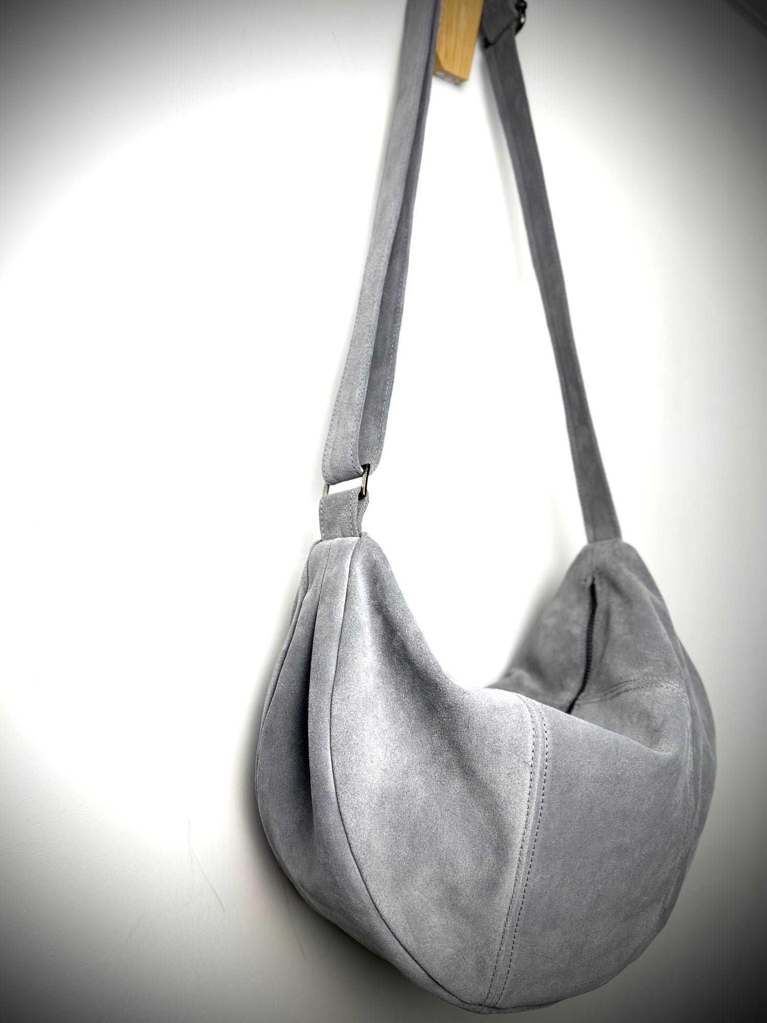 Ila cross Suede Grey