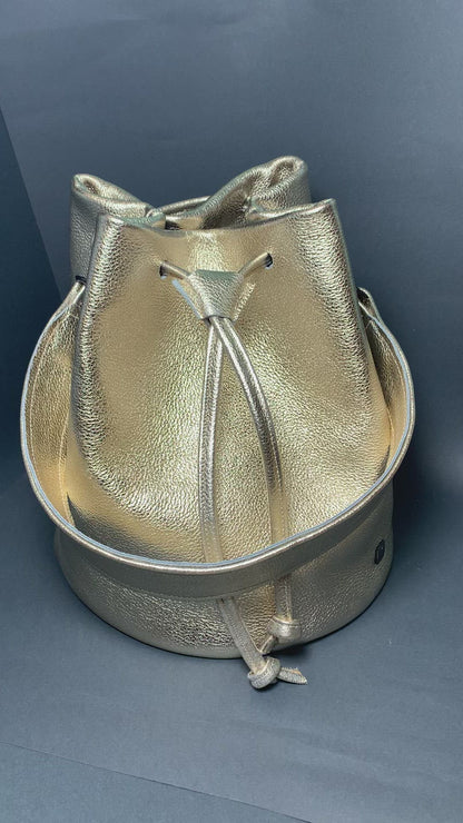 Mary bucket MAXY