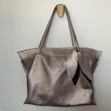 Load image into Gallery viewer, FIORE shopper
