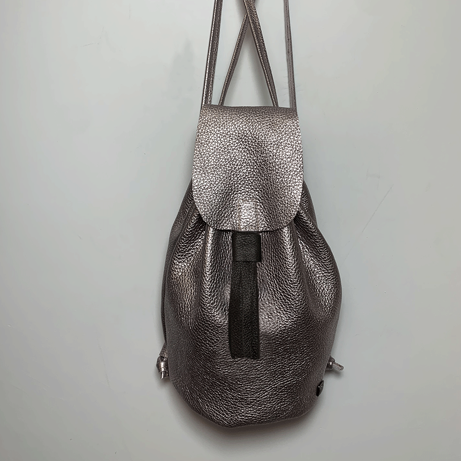 MARY MIDI backpack with flap