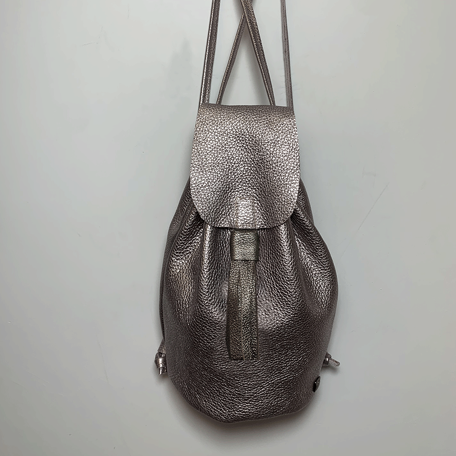 MARY MIDI backpack with flap