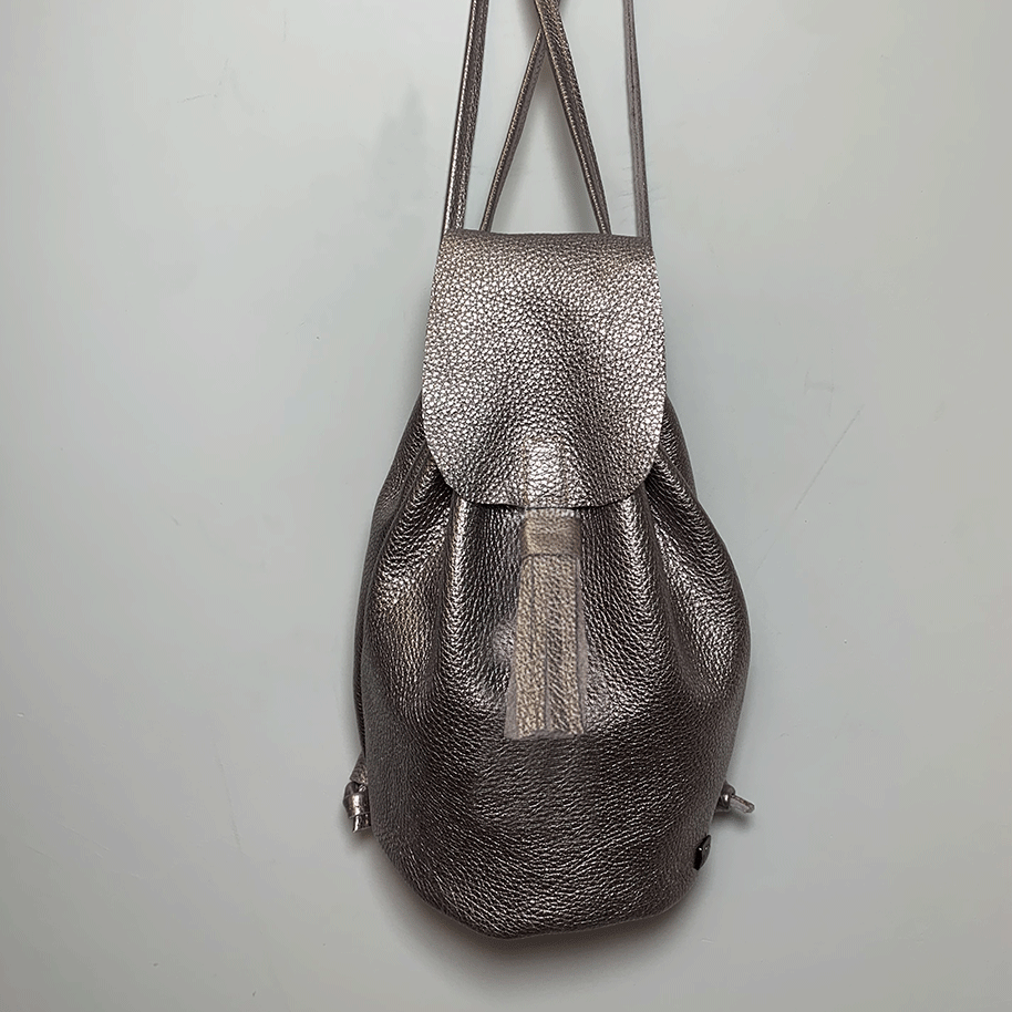 MARY MIDI backpack with flap
