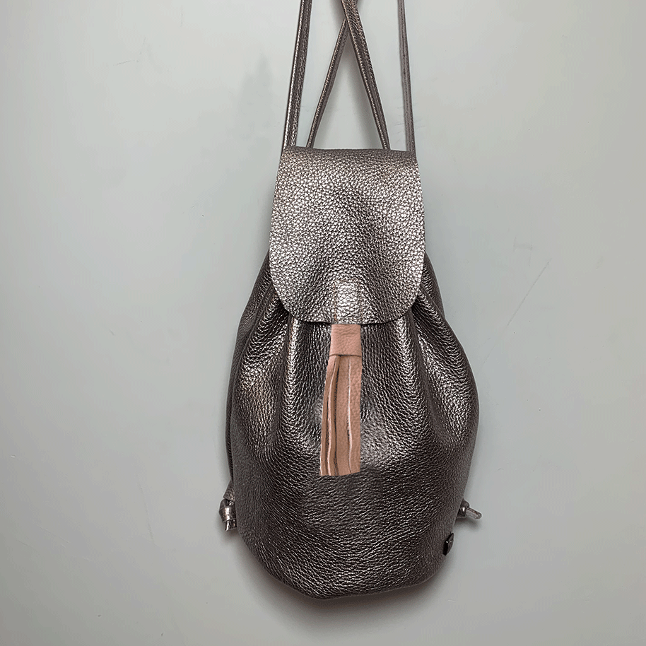 MARY MIDI backpack with flap