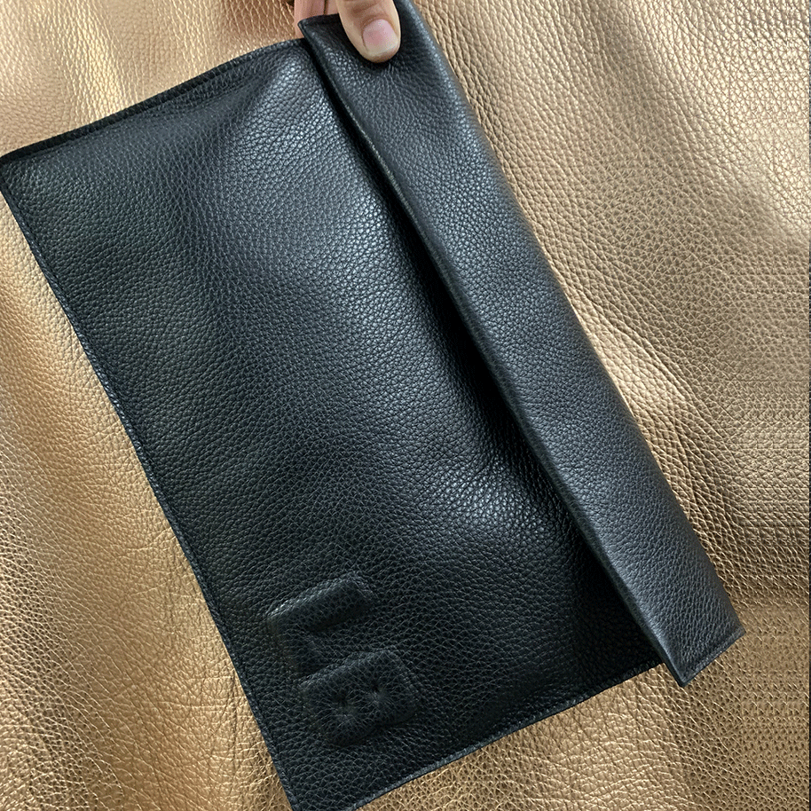 ANNA Black Clutch 