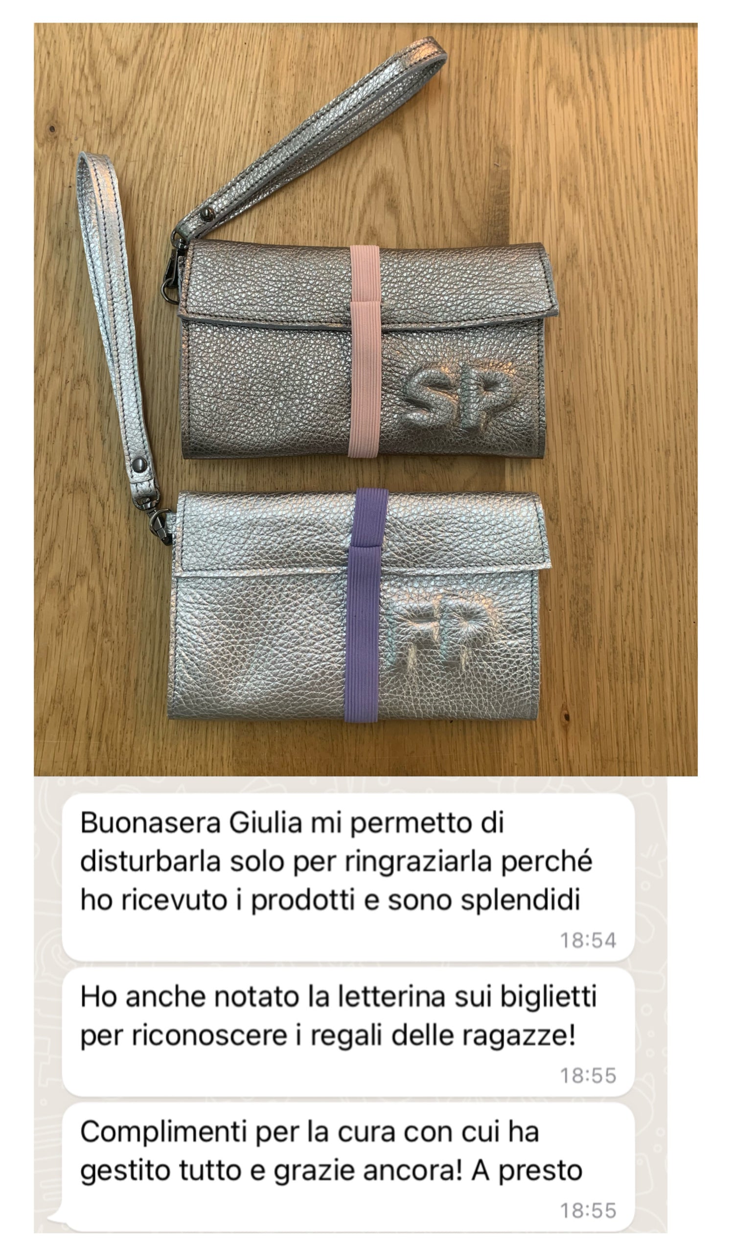 Travel makeup bag