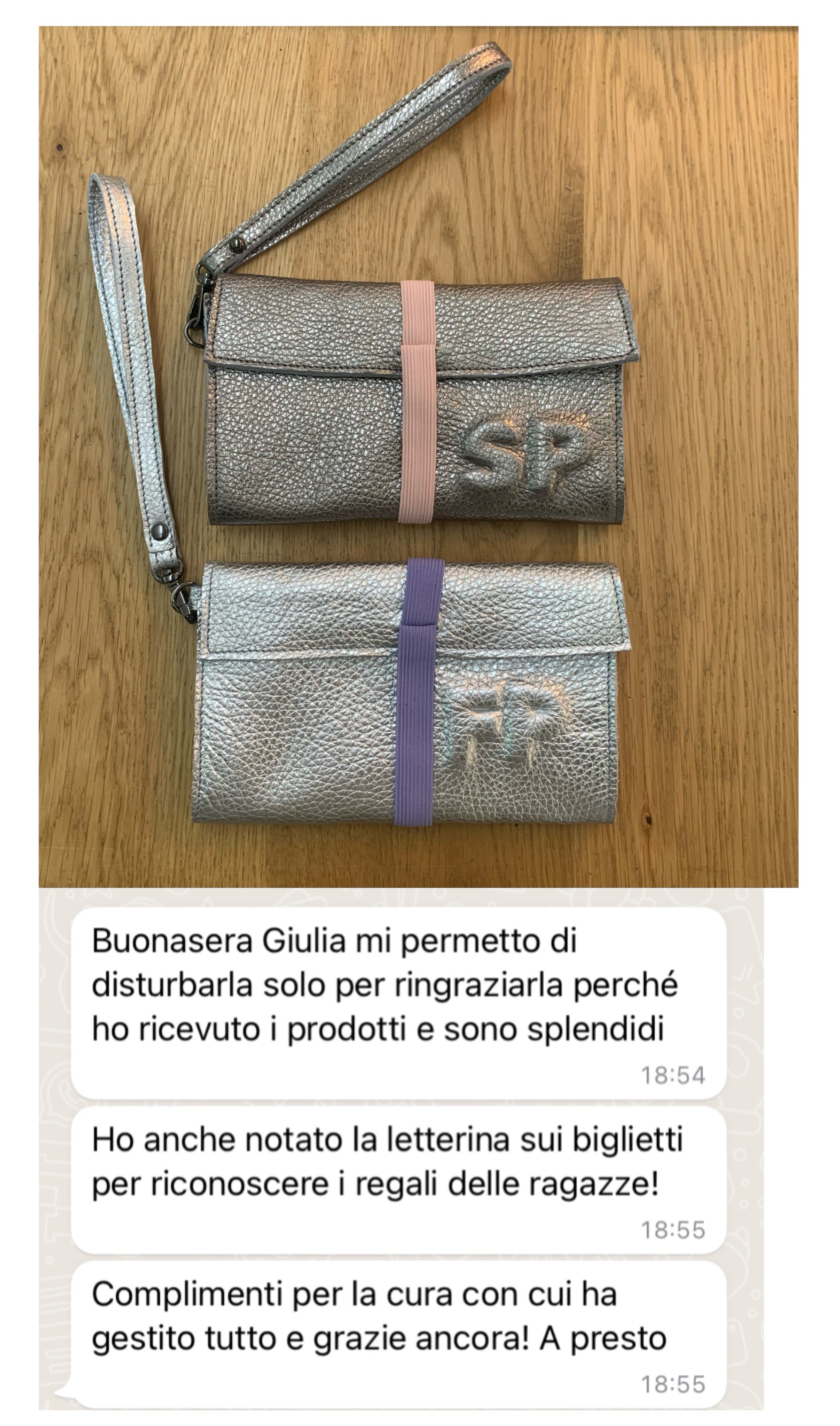 Travel makeup bag