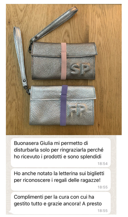 Travel makeup bag