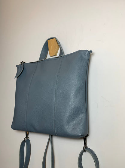 The Midi backpack